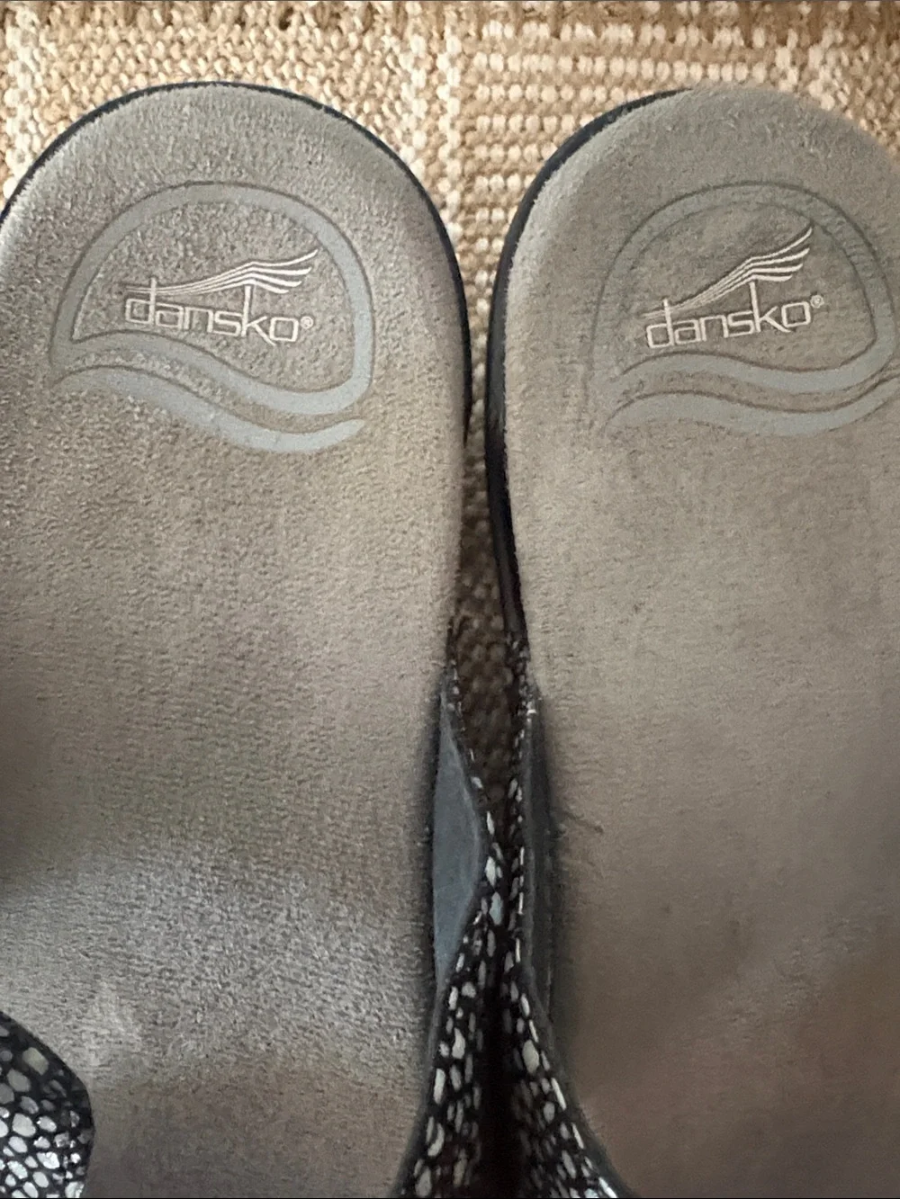 Dansko Sophie Black/White Speckled Leather Double-Buckle Slide-Sandals. Size-9